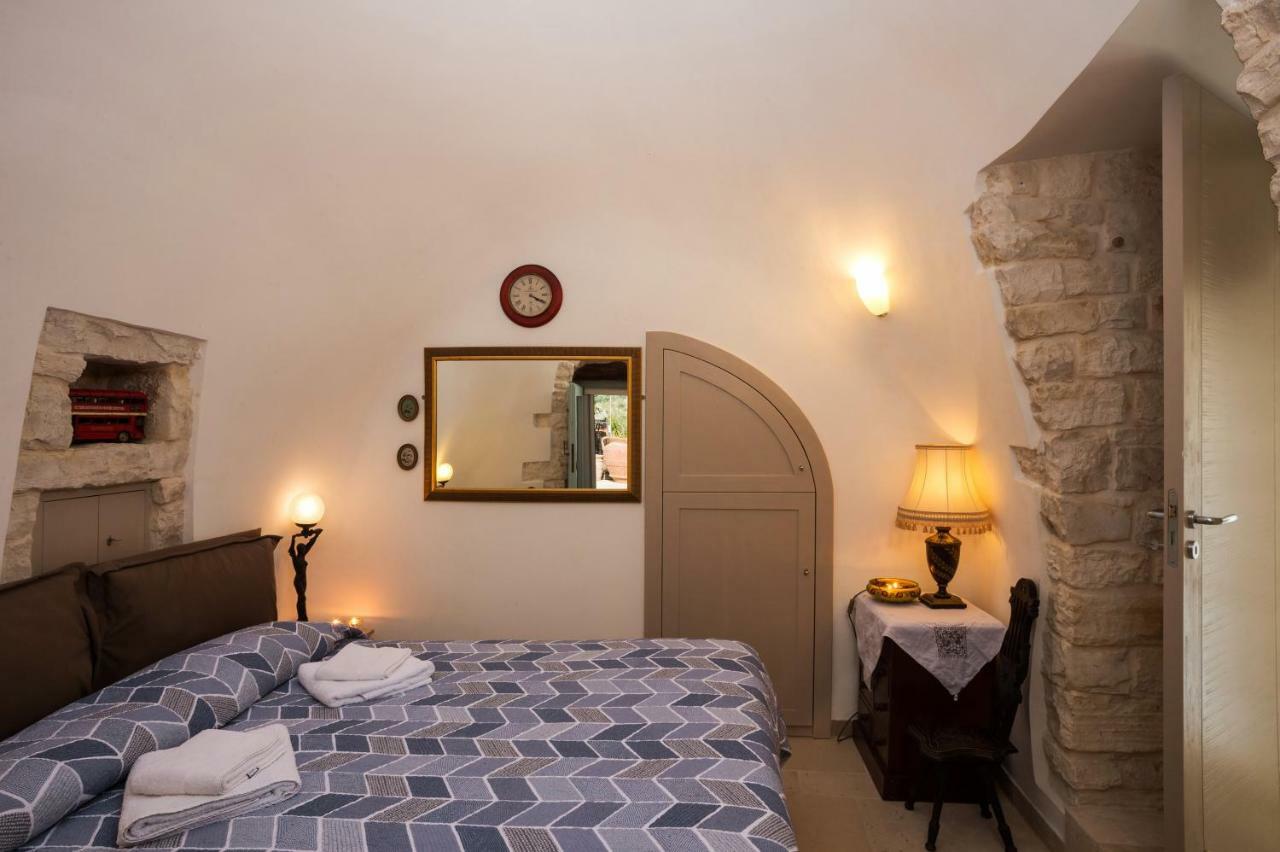 알베르벨로 16 Trulli E Giardini 아파트 외부 사진
